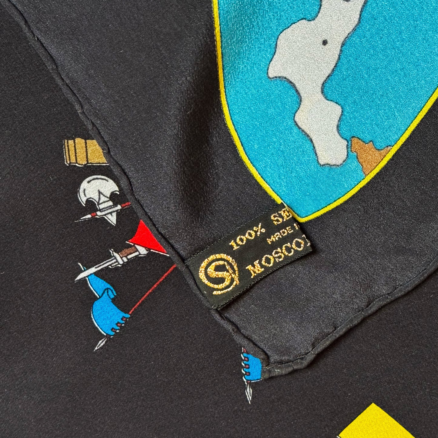 Mosconi Como Vintage zijden sjaal met grafisch en heraldisch dessin